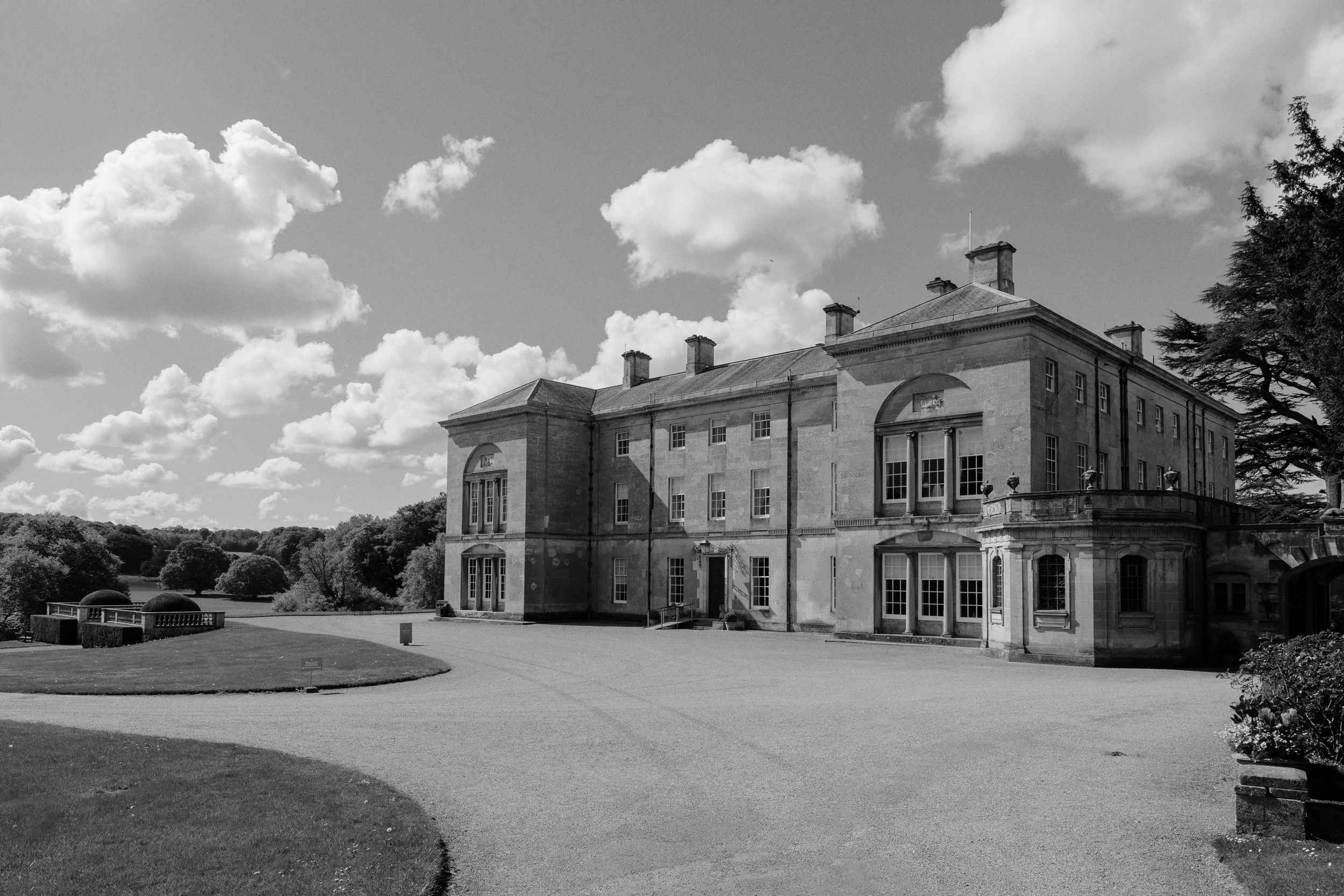 B&W Editorial photo of Sledmere House wedding venue in Driffield